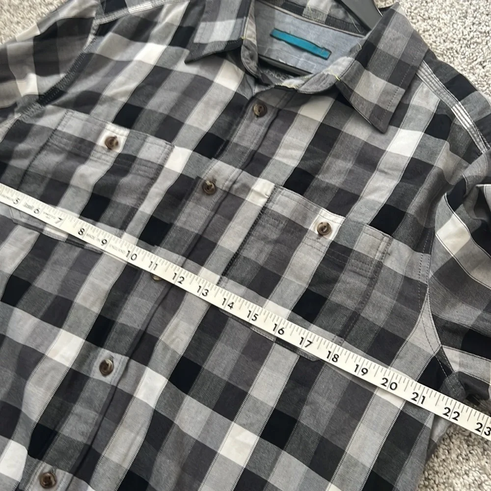 The North Face Men’s Arroyo Plaid Flannel Long Sleeve Button Down - Size Large